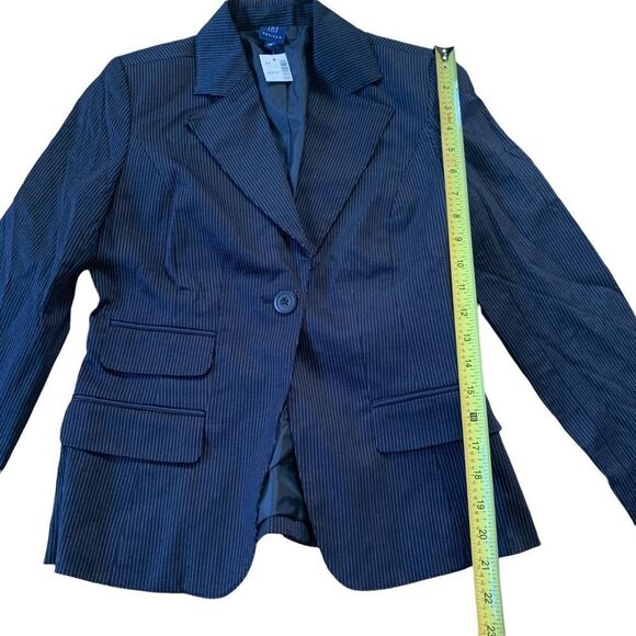 Reitmans Petites Dark Navy Blazer Size 4 - Picture 9 of 9